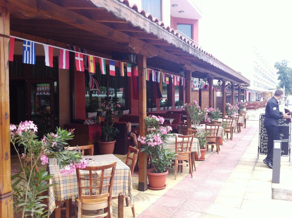 Maverick Hotel Sunny Beach Ngoại thất bức ảnh