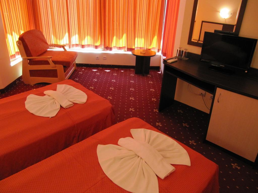 Maverick Hotel Sunny Beach Phòng bức ảnh